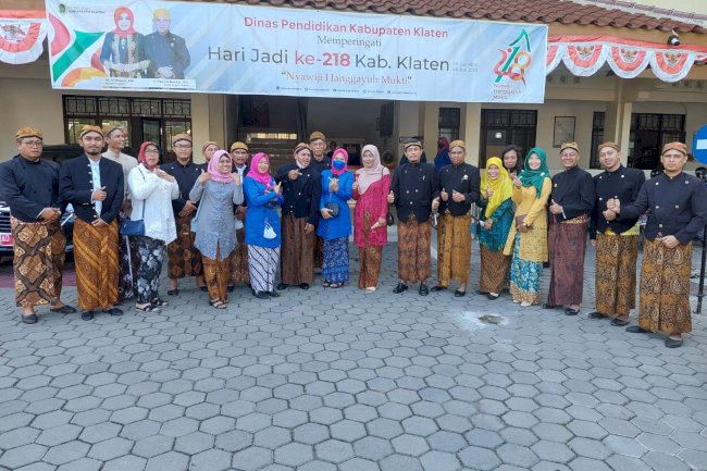 PERINGATAN HARI KEMERDEKAAN REPUBLIK INDONESIA KE 77